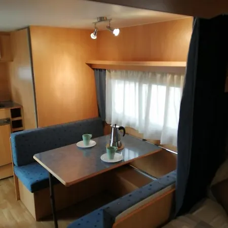 Kamp alanı Experiencia De Acampada Valensiya